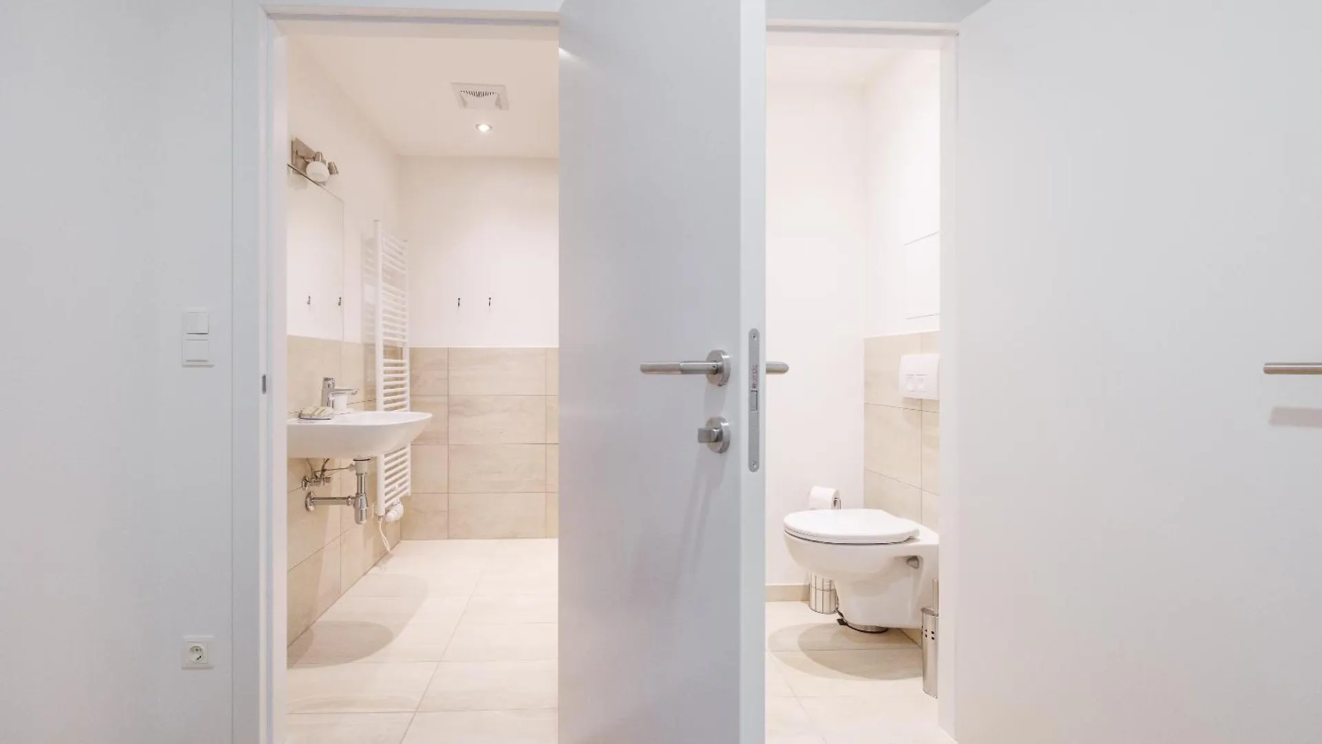 Symphony Apartments 39 - Modern Loft With Terrace And Grill In Central Location Vienna
