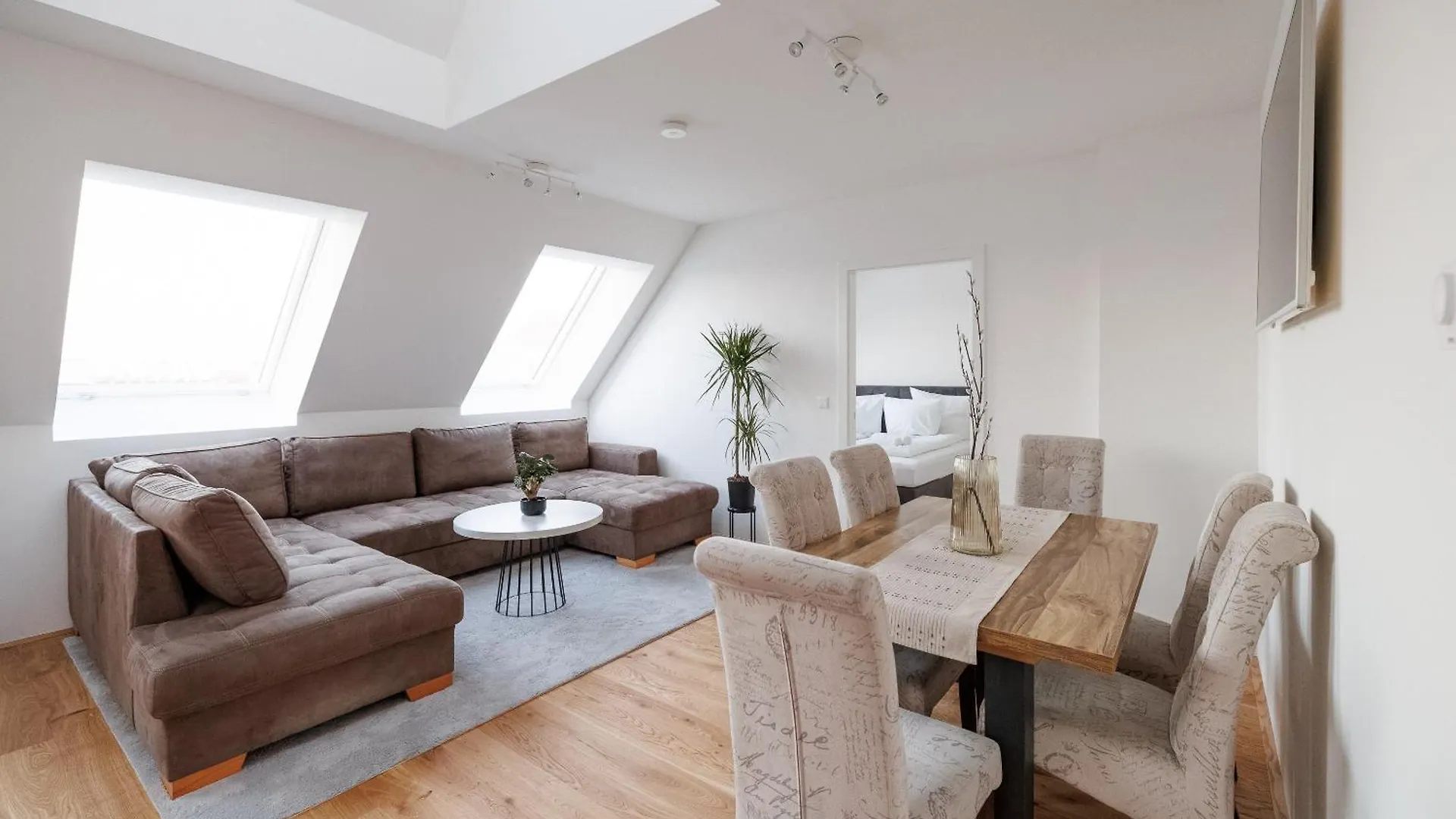 Symphony Apartments 39 - Modern Loft With Terrace And Grill In Central Location Vienna